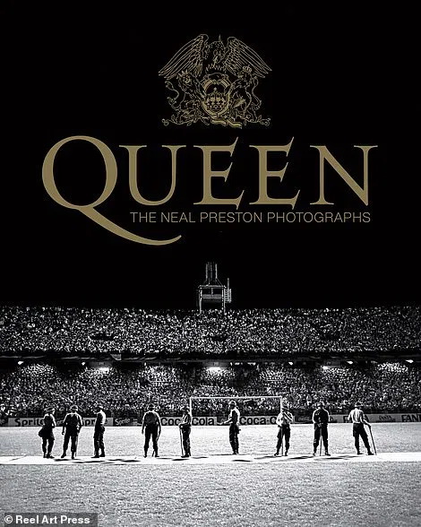 Ветеран рок-фотографии выпустил никогда ранее не публиковавшиеся фотографии Queen, которые он сделал во время гастролей со своими “маловероятными друзьями” на протяжении более чем десяти лет