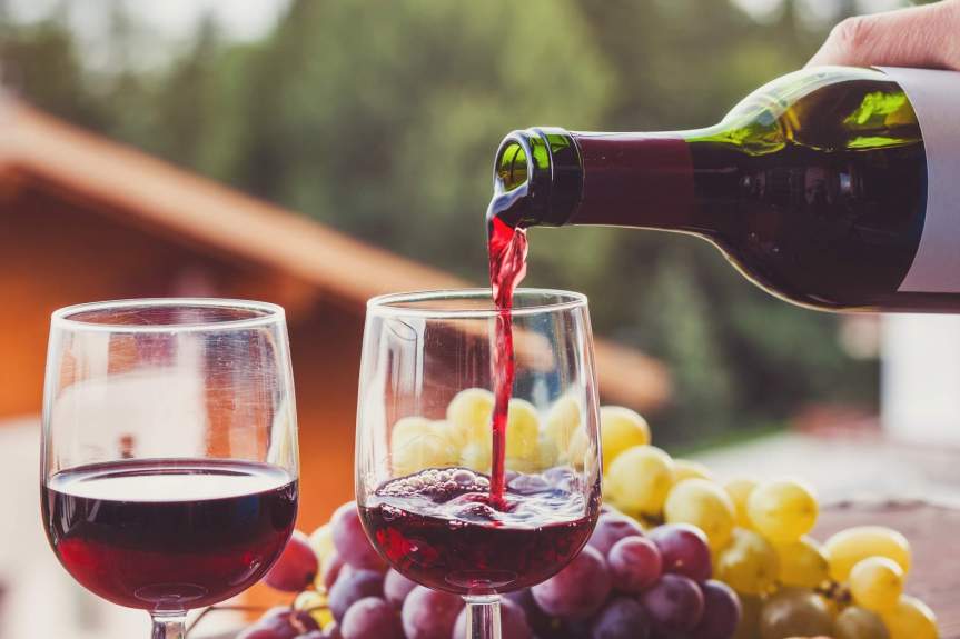 Почему вино полезно для сердца… при условии, что вы не квасите поздно вечером перед сном